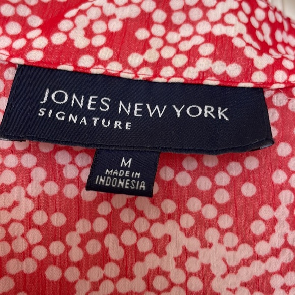 Jones New York Signature Red with White Polka Dots Sleeveless Ruffle Top - Picture 2 of 8